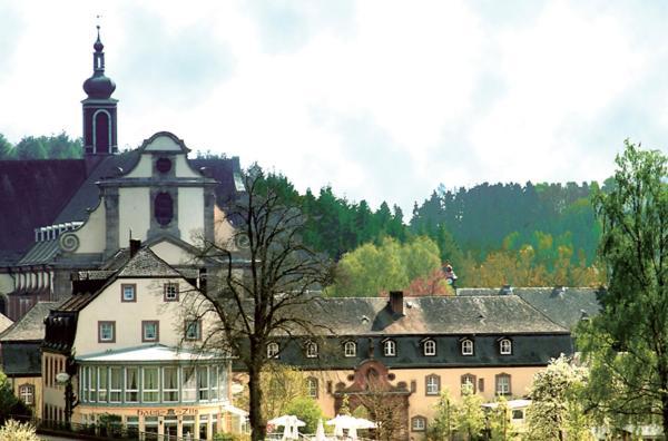 Gasthof Graf-Zils Eichelhutte ภายนอก รูปภาพ